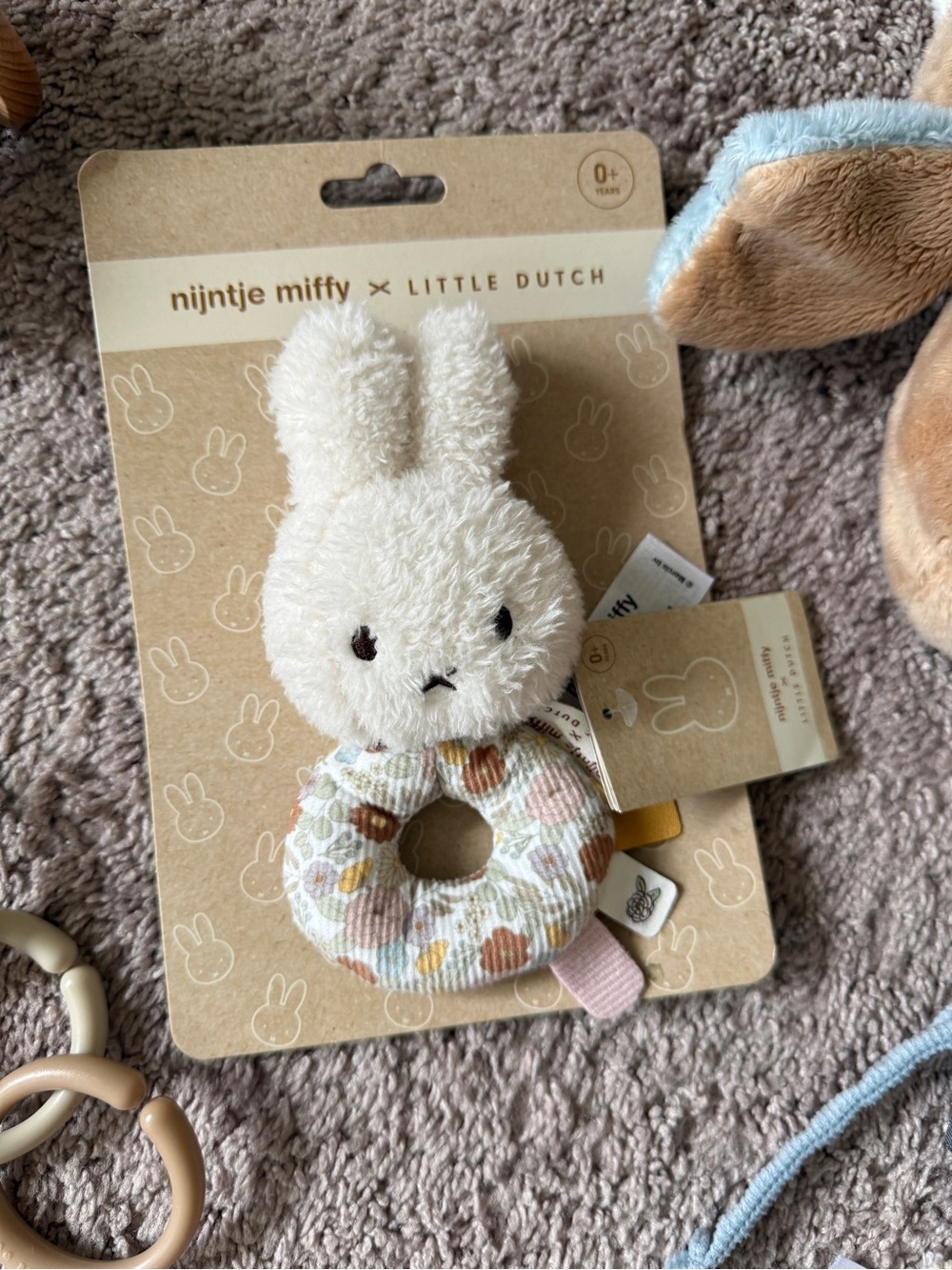 Little Dutch x Miffy Comfort Toy - Soft Baby Snuggle Buddy baby toy lovie bundle - Picture 2 of 10